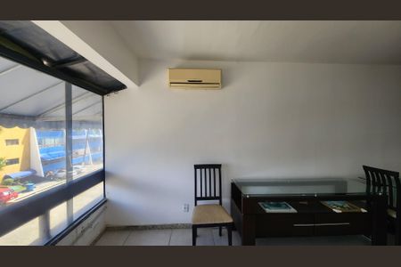 Sala de apartamento para alugar com 1 quarto, 60m² em Pituba, Salvador