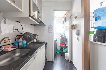 Cozinha de apartamento à venda com 2 quartos, 46m² em Vila Água Funda, São Paulo