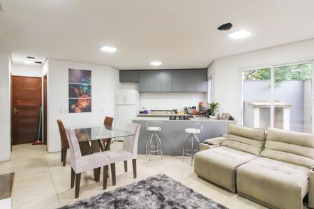 Sala/Cozinha de casa para alugar com 3 quartos, 135m² em Fátima, Canoas