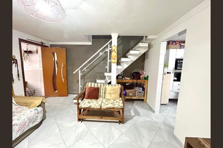 Sala de casa à venda com 5 quartos, 202m² em Vila Itapegica, Guarulhos