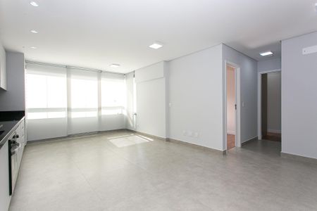 Sala de apartamento para alugar com 2 quartos, 63m² em Vila Azevedo, São Paulo