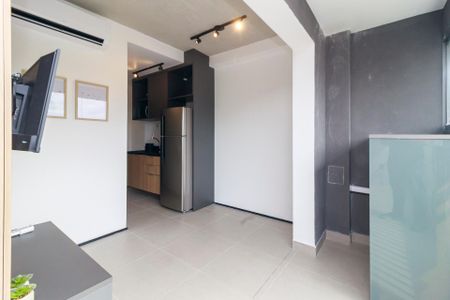 Sala de apartamento para alugar com 1 quarto, 33m² em Jardim das Acacias, São Paulo