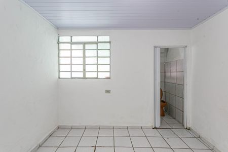 Quarto de casa para alugar com 1 quarto, 40m² em Parque Bristol, São Paulo