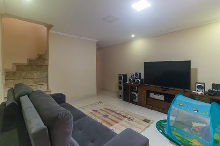 Sala de casa para alugar com 4 quartos, 150m² em Vila Caputera, Mogi das Cruzes