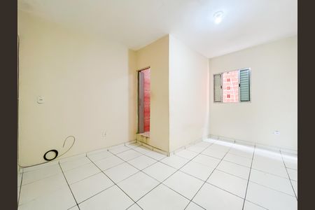 Suíte de casa para alugar com 1 quarto, 37m² em Santa Maria, Osasco