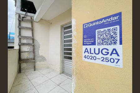 Fachada de casa para alugar com 1 quarto, 37m² em Santa Maria, Osasco