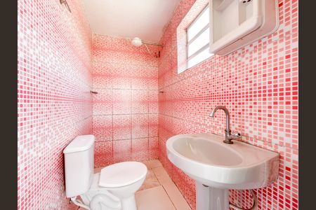 Banheiro de casa para alugar com 1 quarto, 37m² em Santa Maria, Osasco