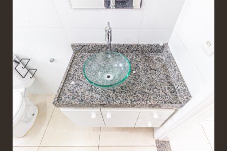 Banheiro de apartamento para alugar com 1 quarto, 40m² em Água Rasa, São Paulo