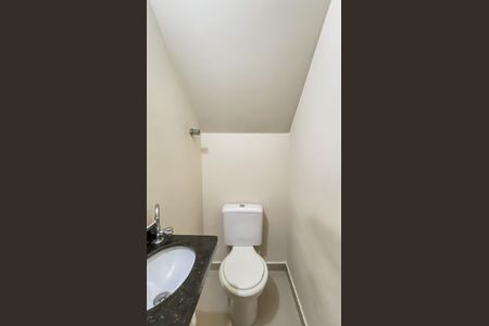 Lavabo de casa à venda com 2 quartos, 80m² em Cidade Antônio Estêvão de Carvalho, São Paulo