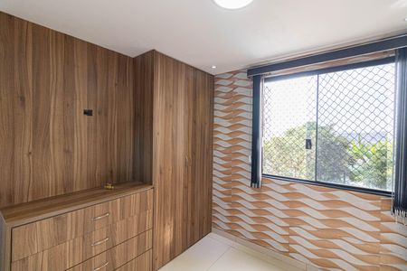 Quarto 2 de apartamento para alugar com 2 quartos, 44m² em Vila Jacuí, São Paulo