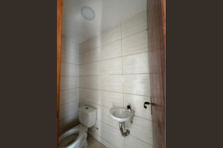 Lavabo de casa para alugar com 2 quartos, 50m² em Tanque, Rio de Janeiro