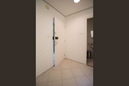 Recepção de casa para alugar com 1 quarto, 30m² em Vila Suzana, São Paulo