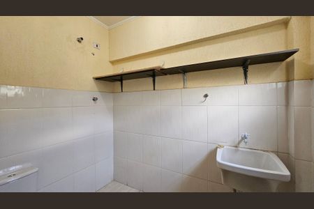 Banheiro da suite 1 de casa para alugar com 3 quartos, 330m² em Bela Vista, Osasco
