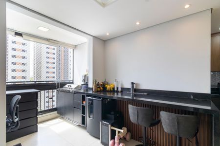 Varanda estendida de apartamento à venda com 2 quartos, 68m² em Bonfim, Campinas