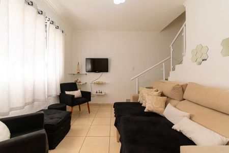 Sala de casa de condomínio para alugar com 2 quartos, 100m² em Vila Formosa, São Paulo