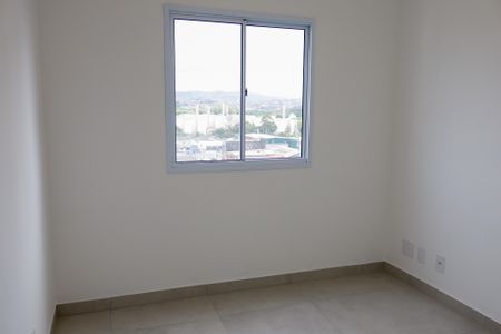 Apartamento à venda com 2 quartos, 45m² em Quitaúna, Osasco