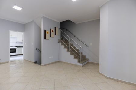 Sala de casa de condomínio à venda com 3 quartos, 161m² em Vila Ester (zona Norte), São Paulo