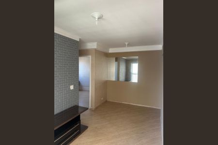 Sala de apartamento para alugar com 2 quartos, 45m² em Vila Homero Thon, Santo André