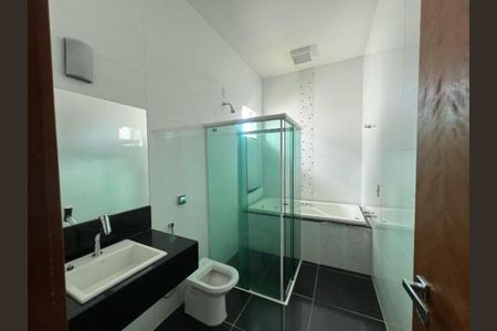 Casa para alugar com 4 quartos, 240m² em Cidade Jardim, Uberlândia