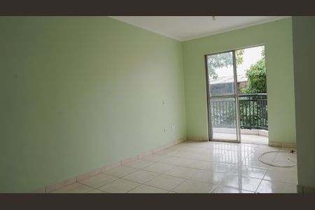 Sala de apartamento à venda com 2 quartos, 73m² em Vila Aprazivel, Guarulhos