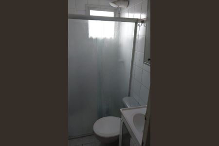 Banheiro de apartamento para alugar com 2 quartos, 49m² em Vila Buenos Aires, São Paulo