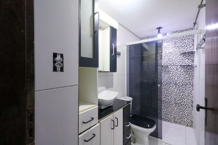 Banheiro de casa para alugar com 1 quarto, 50m² em Eldorado, Diadema