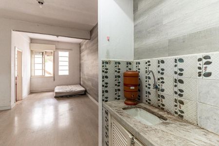 Cozinha de kitnet/studio para alugar com 1 quarto, 33m² em Higienópolis, São Paulo