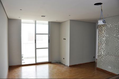 Detalhe - Sala e Sala de Jantar de apartamento para alugar com 3 quartos, 70m² em Nossa Senhora do O, São Paulo