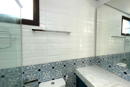 Banheiro de apartamento para alugar com 1 quarto, 49m² em Santa Tereza, Belo Horizonte
