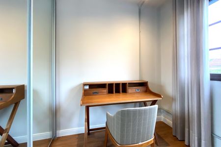 Detalhe da Suite de apartamento para alugar com 1 quarto, 49m² em Santa Tereza, Belo Horizonte