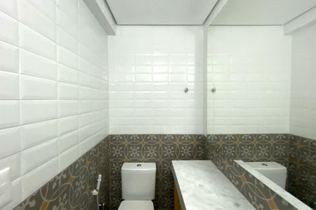 Lavabo de apartamento para alugar com 1 quarto, 49m² em Santa Tereza, Belo Horizonte