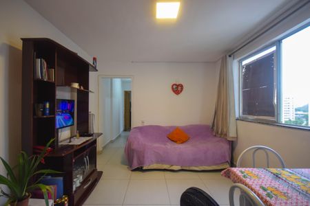 Sala de apartamento para alugar com 2 quartos, 50m² em Camorim, Rio de Janeiro