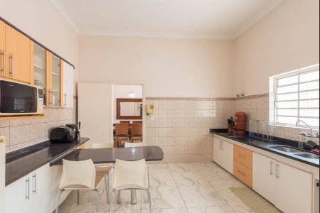 Cozinha de casa à venda com 3 quartos, 450m² em Jardim do Trevo, Campinas