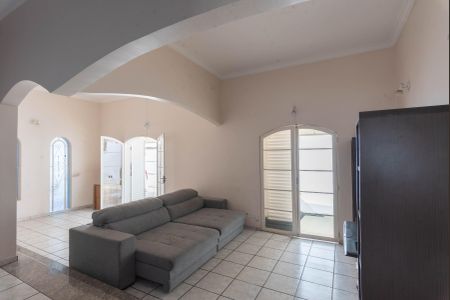 Sala de casa à venda com 3 quartos, 450m² em Jardim do Trevo, Campinas