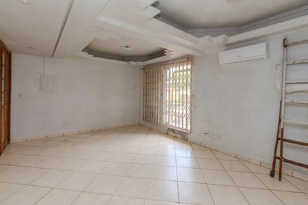 Sala de casa para alugar com 4 quartos, 200m² em Tristeza, Porto Alegre