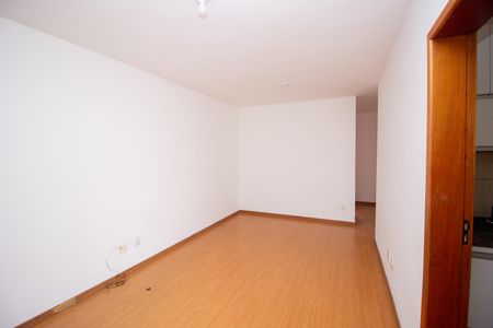 Sala de apartamento à venda com 3 quartos, 66m² em Cabral, Contagem