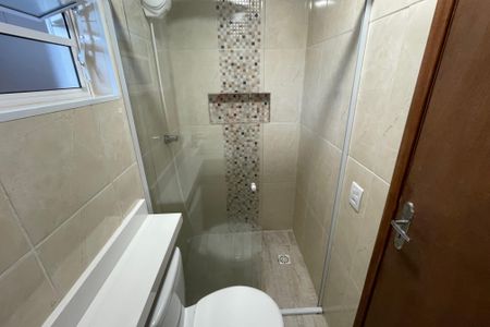 Banheiro de apartamento à venda com 2 quartos, 51m² em Vila dos Andrades, São Paulo