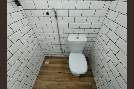 Banheiro - torneira de apartamento para alugar com 1 quarto, 43m² em Jardim Vergueiro, São Paulo