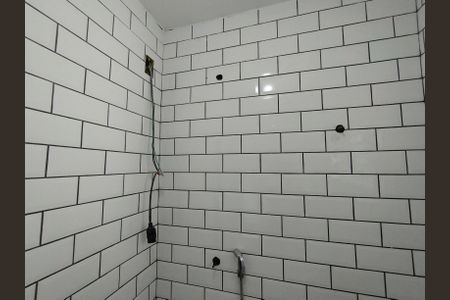 Banheiro - torneira de apartamento para alugar com 1 quarto, 43m² em Jardim Vergueiro, São Paulo