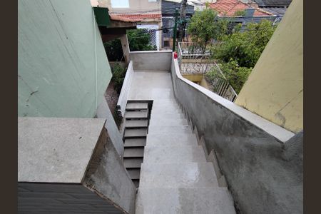 Escada de Entrada de apartamento para alugar com 1 quarto, 43m² em Jardim Vergueiro, São Paulo