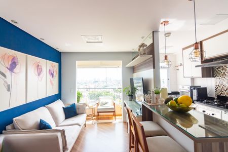 Sala de apartamento à venda com 2 quartos, 48m² em Bussocaba, Osasco