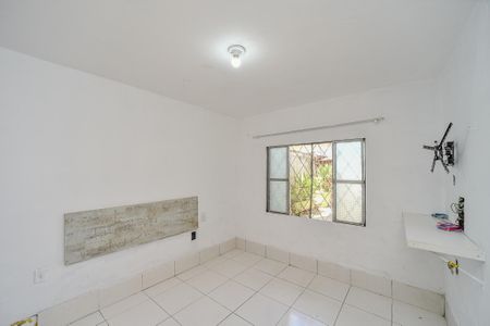 Quarto de casa para alugar com 1 quarto, 55m² em Jardim Floresta, Porto Alegre