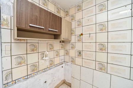 Sala/Cozinha de casa para alugar com 1 quarto, 55m² em Jardim Floresta, Porto Alegre