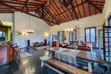 Sala de casa à venda com 3 quartos, 250m² em Catete, Rio de Janeiro