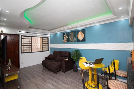 Sala de apartamento à venda com 2 quartos, 82m² em Jardim Santa Mena, Guarulhos