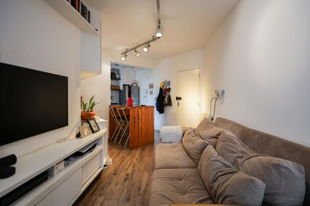 Sala de apartamento à venda com 2 quartos, 58m² em Vila Sonia do Taboao, Taboão da Serra