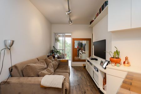 Sala de apartamento à venda com 2 quartos, 58m² em Vila Sonia do Taboao, Taboão da Serra