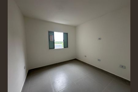 Quarto de casa para alugar com 1 quarto, 70m² em Jardim Silveira, Barueri