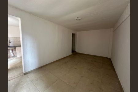 Quarto de casa para alugar com 1 quarto, 70m² em Jardim Silveira, Barueri