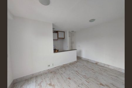 Sala de apartamento para alugar com 2 quartos, 55m² em Chácara Granja Velha, Cotia